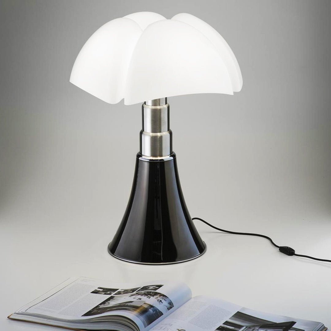 Table and Floor Lamp PIPISTRELLO 66-86 cm by Gae Aulenti for Martinelli Luce